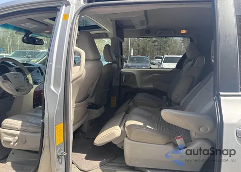 2011 Toyota Sienna Xle из США, поврежденный, VIN 5TDDK3DC3BS007297